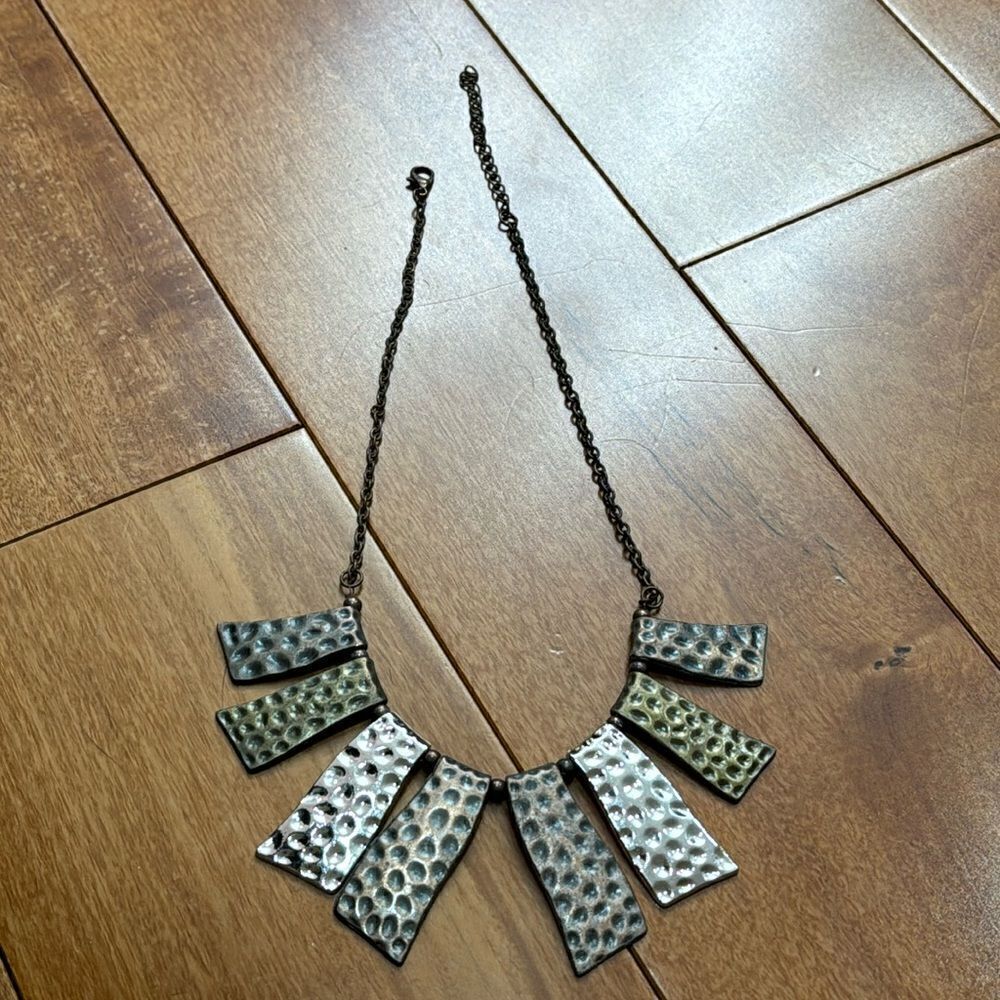 ‎Vintage style bohemian tri-color collar necklace